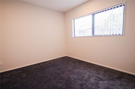 Photo of property in 24c Poinsettia Place, Henderson, Auckland, 0610