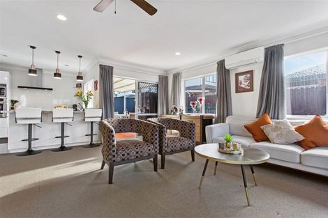 Photo of property in 3 Martin Jugum Lane, Ranui, Auckland, 0612