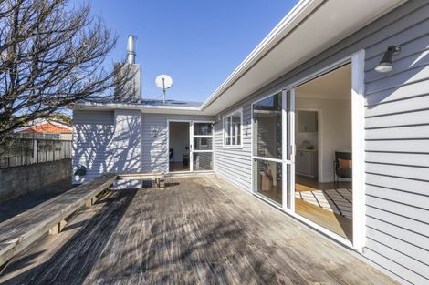 Photo of property in 264 Frankley Road, Ferndale, New Plymouth, 4310