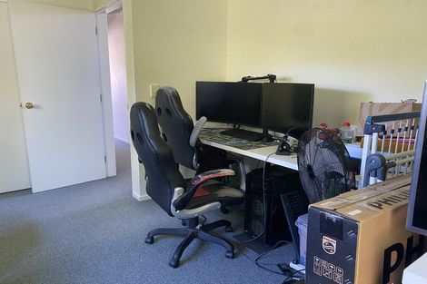 Photo of property in 186 Newlands Road, Newlands, Wellington, 6037