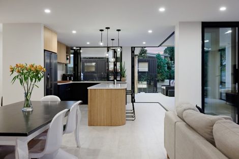 Photo of property in 18 Motiti Road, Papamoa Beach, Papamoa, 3118
