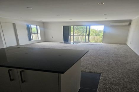 Photo of property in 12a Orams Road, Hillpark, Auckland, 2102