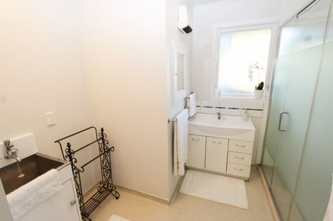 Photo of property in 1a Leybourne Avenue, Waikanae, 5036