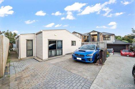 Photo of property in 135a Carruth Road, Papatoetoe, Auckland, 2025