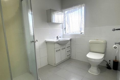 Photo of property in 11 Tyndrum Place, Highland Park, Auckland, 2010