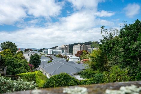 Photo of property in 323 Adelaide Road, Newtown, Wellington, 6021