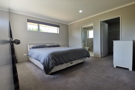 Photo of property in 9 Joe Burns Place, Wigram, Christchurch, 8042