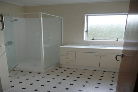 Photo of property in 174a Mitchell Street, Brooklyn, Wellington, 6021