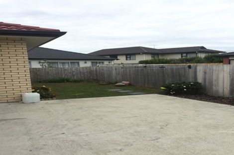 Photo of property in 19 Kokako Rise, Papakura, 2110