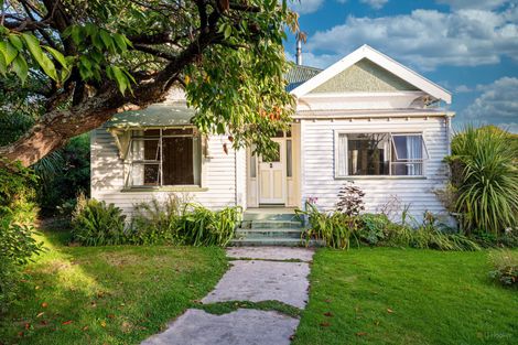 Photo of property in 30 Rhodes Street, Waimate, 7924