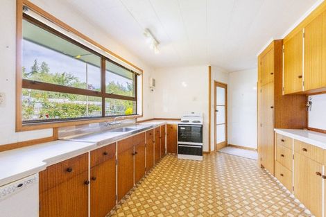 Photo of property in 32 Domain Road, Waipawa, 4210