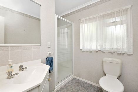 Photo of property in 23 Lucerne Place, Welcome Bay, Tauranga, 3112