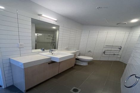 Photo of property in Bella Vista, 1h/84 Gunner Drive, Te Atatu Peninsula, Auckland, 0610