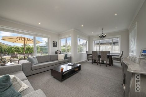 Photo of property in 12 Pohutukawa Parade, Riverhead, 0820