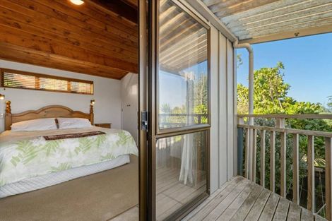 Photo of property in 988 Papamoa Beach Road, Papamoa Beach, Papamoa, 3118