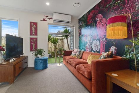 Photo of property in 215u3 Massey Street, Frankton, Hamilton, 3204