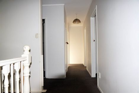 Photo of property in 90 Coronation Road, Hillcrest, Auckland, 0627