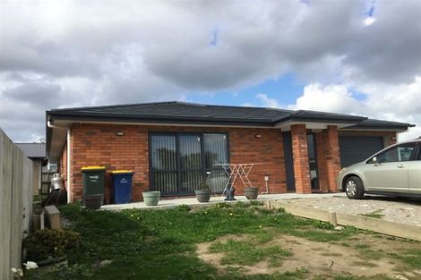 Photo of property in 23a Kelman Road, Kelston, Auckland, 0602