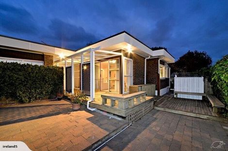 Photo of property in 2/12 Priestley Drive, Bucklands Beach, Auckland, 2014