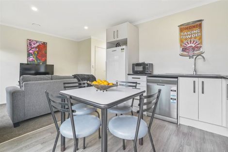 Photo of property in 215u3 Massey Street, Frankton, Hamilton, 3204