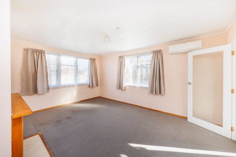 Photo of property in 35 Coventry Street, Highbury, Palmerston North, 4412