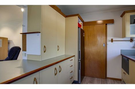Photo of property in 2 Kitchener Square, Highfield, Timaru, 7910
