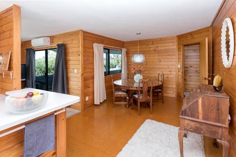 Photo of property in 7 Coubray Place, Botany Downs, Auckland, 2010