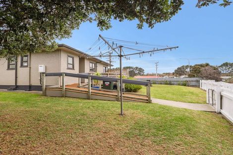 Photo of property in 54 Mosston Road, Castlecliff, Whanganui, 4501