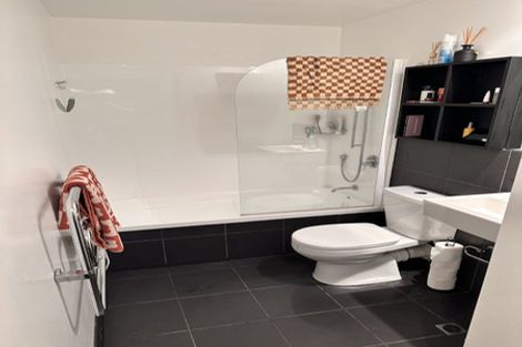 Photo of property in 4b/1 Hanson Street, Mount Cook, Wellington, 6021