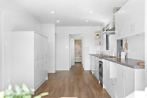 Photo of property in 28 Parker Street, Hornby, Christchurch, 8042