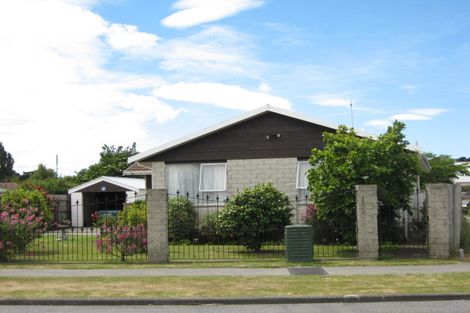Photo of property in 60 Clydesdale Street, Woolston, Christchurch, 8062