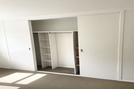 Photo of property in 7 Edgerton Road, Te Atatu Peninsula, Auckland, 0610