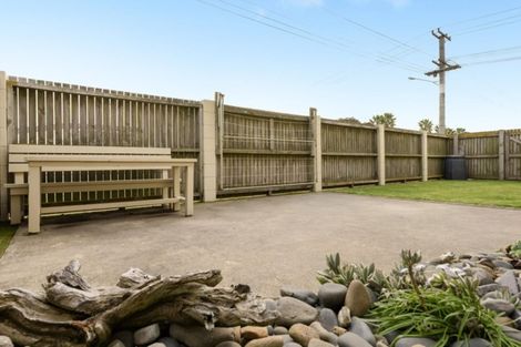 Photo of property in 17a Matai Street, Mount Maunganui, 3116