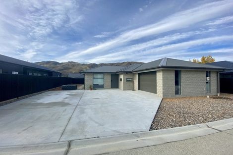 Photo of property in 14 Wallis Drive, Cromwell, 9310