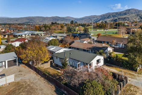 Photo of property in 116 Neplusultra Street, Cromwell, 9310