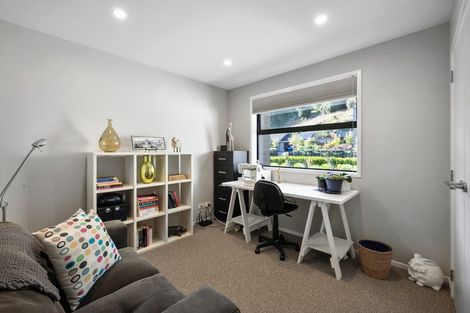 Photo of property in 23 Sycamore Grove, Lower Vogeltown, New Plymouth, 4310