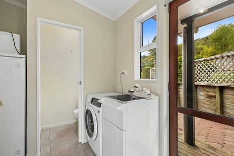 Photo of property in 152 Doctors Point Road, Waitati, 9085