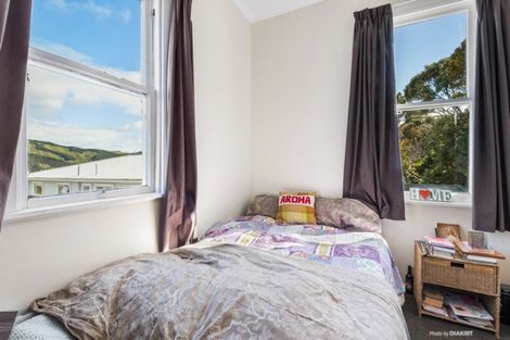 Photo of property in 113 Northland Road, Northland, Wellington, 6012