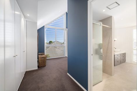 Photo of property in 51 Jeffreys Road, Bryndwr, Christchurch, 8052