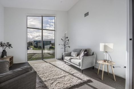 Photo of property in 3 Mirek Street, Waikanae, 5036