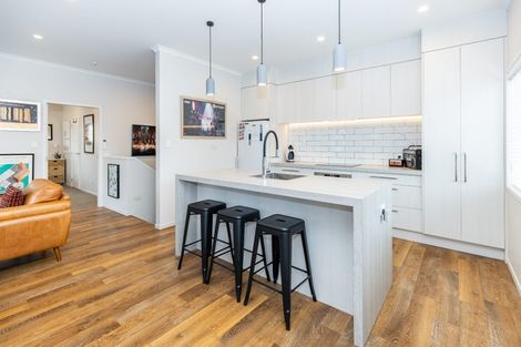 Photo of property in 20u1 Hunter Street, Hamilton Lake, Hamilton, 3204