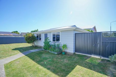 Photo of property in 1 Stirling Street, Windsor, Invercargill, 9810