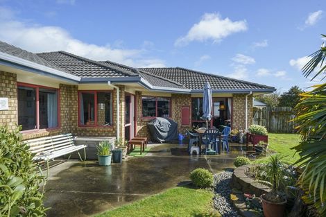 Photo of property in 15 San Priamo Place, Paraparaumu Beach, Paraparaumu, 5032