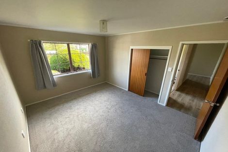 Photo of property in 2 Fitzwater Place, Henderson, Auckland, 0612