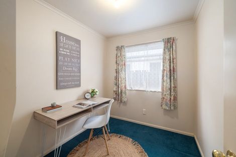 Photo of property in 21 Highsted Road, Bishopdale, Christchurch, 8053