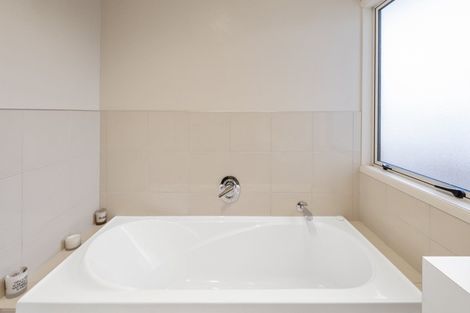 Photo of property in 19 Acacia Bay Road, Nukuhau, Taupo, 3330