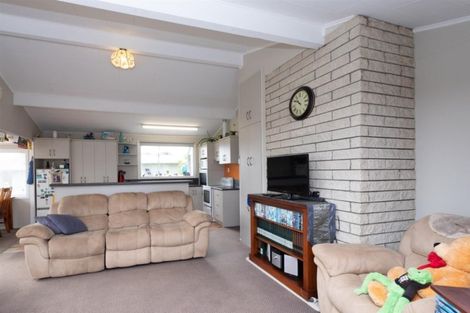 Photo of property in 186 Regan Street, Stratford, 4332