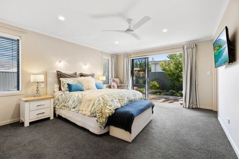 Photo of property in 18 Sunhaven Cove, Cromwell, 9310