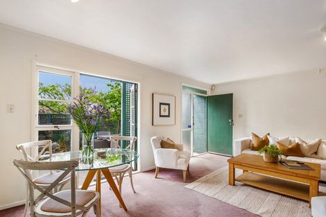 Photo of property in 2 Flagstaff Terrace, Devonport, Auckland, 0624
