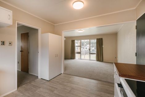 Photo of property in 57 Abraham Crescent, Milson, Palmerston North, 4414